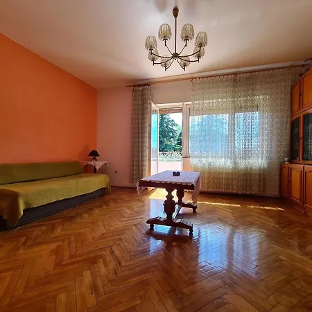 Fuer 5 Personen Ca 85 Qm In Valbandon, Istrien Istrische Riviera 아파트 Valbandon