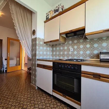 Fuer 5 Personen Ca 85 Qm In Valbandon, Istrien Istrische Riviera 아파트 Valbandon